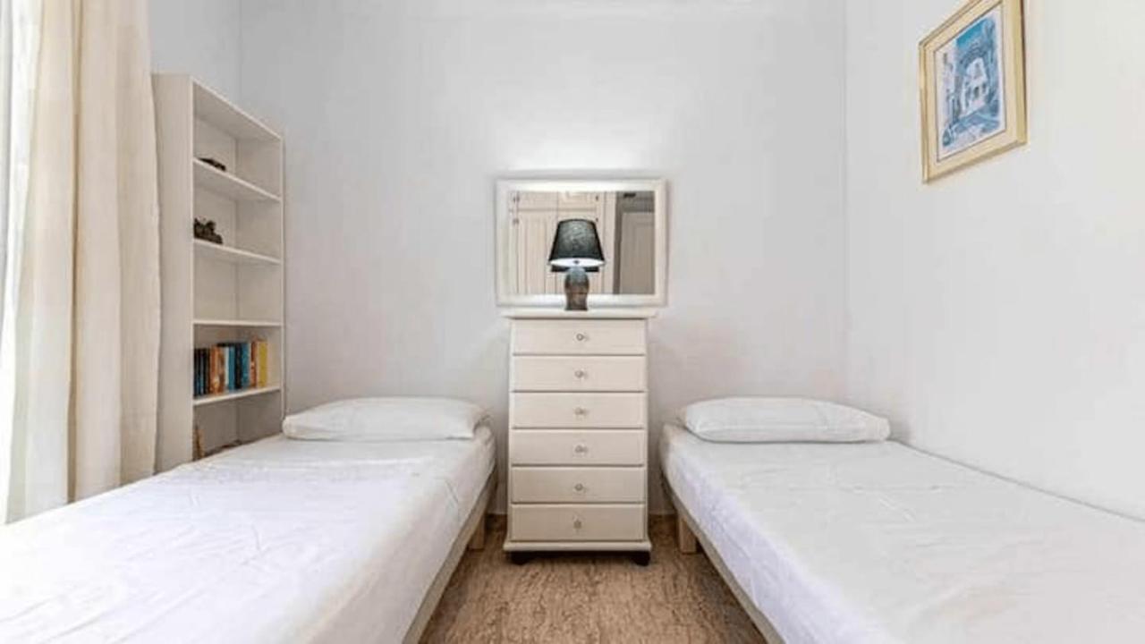 797 Holiday Rentals - Piso Para 4 Con Amplia Terraza Al Jardin Y Al Mar เบนัลมาเดนา ภายนอก รูปภาพ