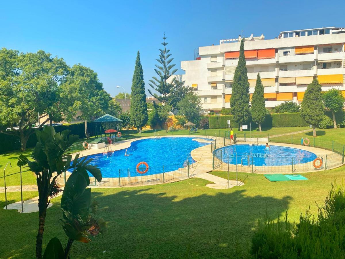 797 Holiday Rentals - Piso Para 4 Con Amplia Terraza Al Jardin Y Al Mar เบนัลมาเดนา ภายนอก รูปภาพ