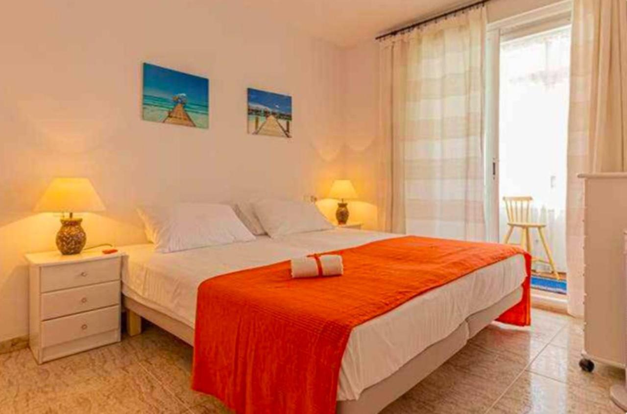 797 Holiday Rentals - Piso Para 4 Con Amplia Terraza Al Jardin Y Al Mar เบนัลมาเดนา ภายนอก รูปภาพ